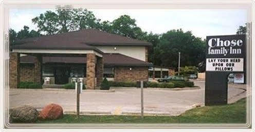 Days Inn By Wyndham Stoughton Wi. Buitenkant foto